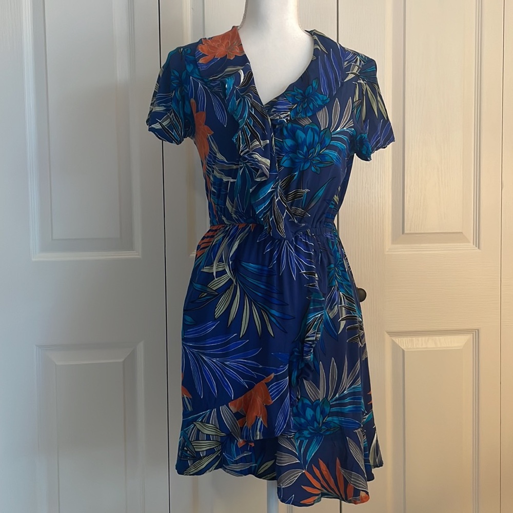 Blue Island Women’s S Tropical Blue and Orange Floral Print Ruffle Front Dress